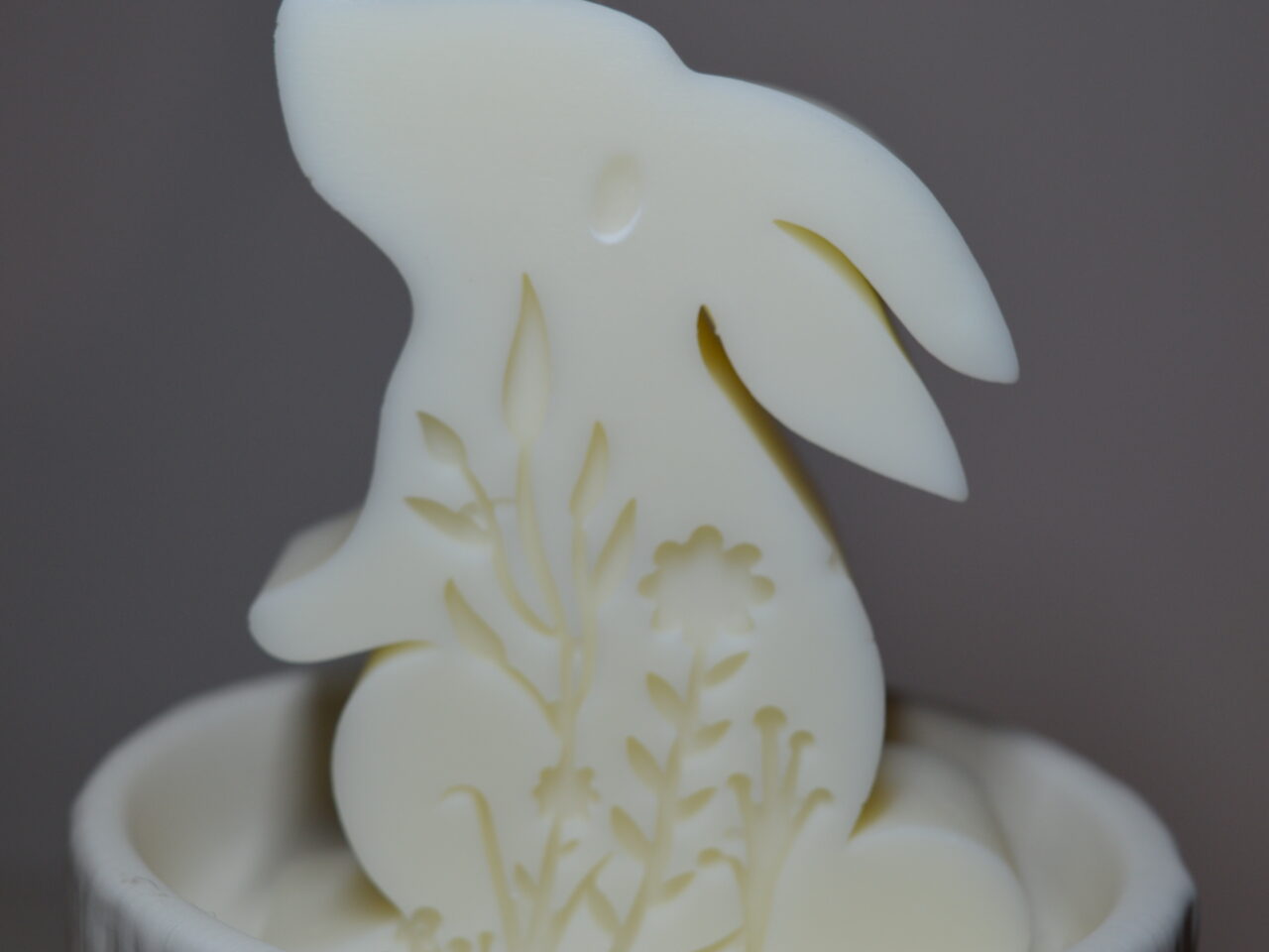 Świeca zając wielkanocny ecru